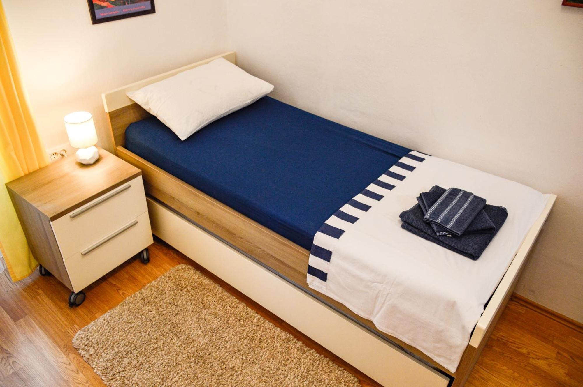 Charming Marine Style Apartment Cres